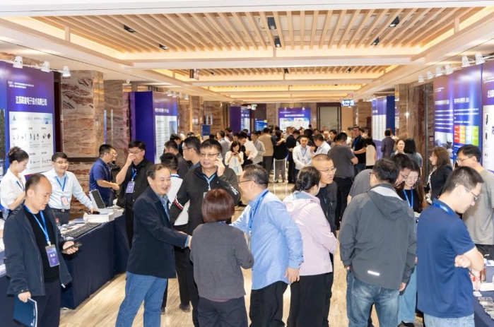 微信图片_2025-10-24_091022_084 微信图片_2025-10-24_091022_084